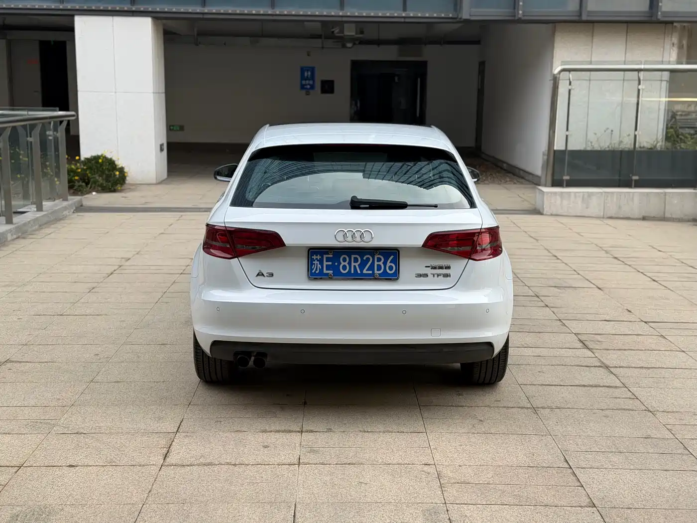 Audi A3 2014 Sportback 35 TFSI Automatic Fashion фото 5