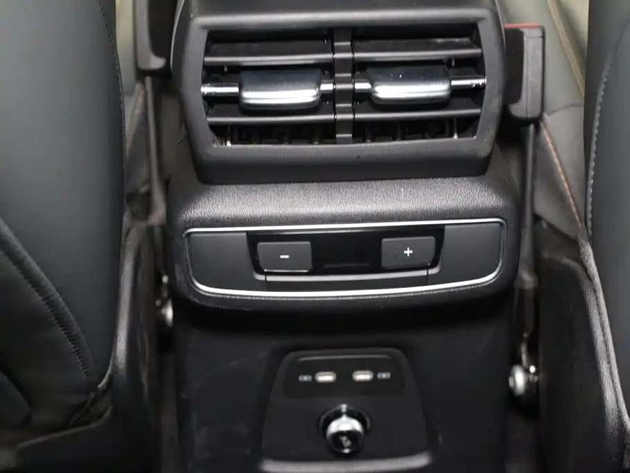 Audi Q4 e-tron 2024 2024 40 e-tron Pioneer Edition