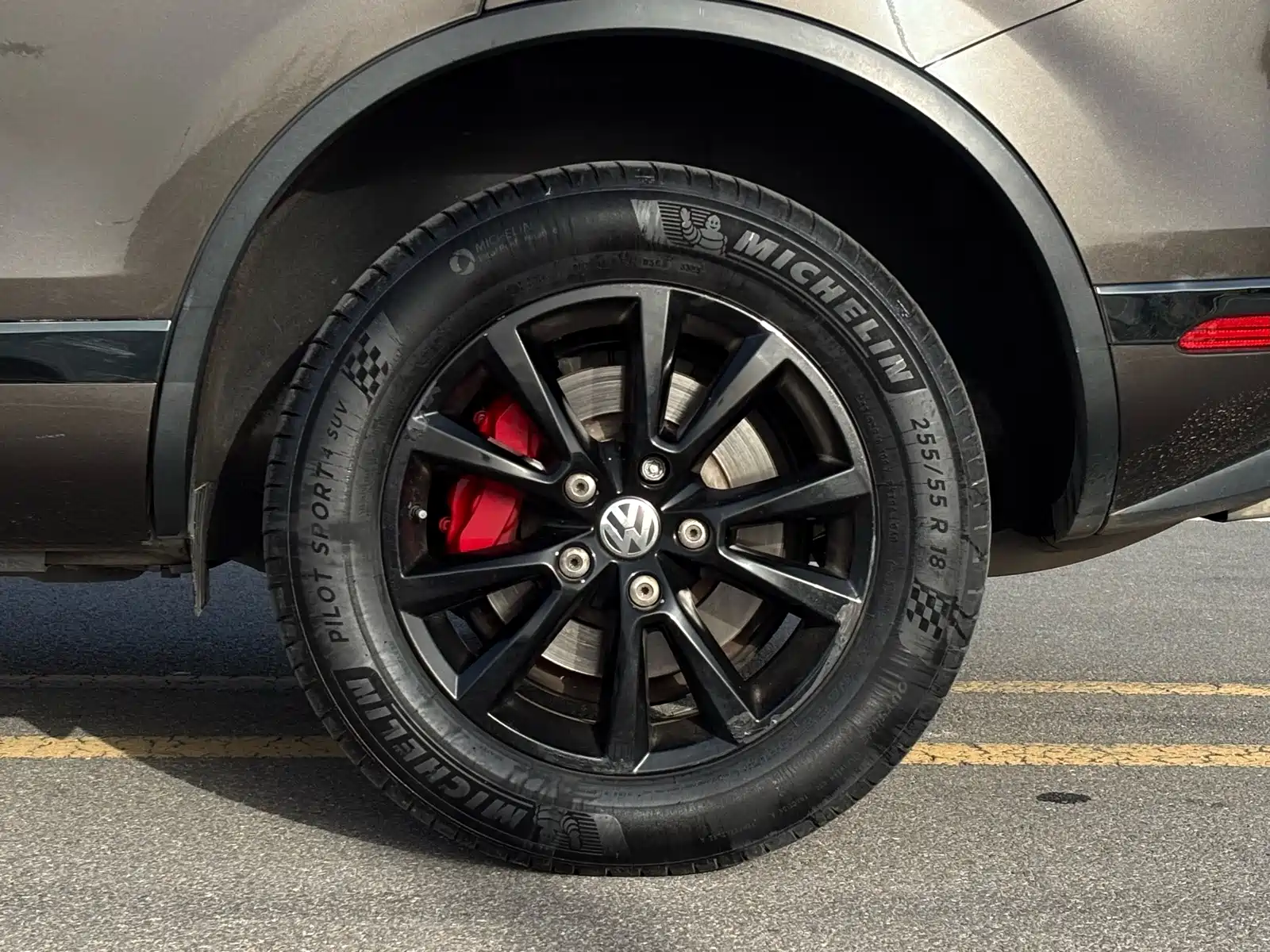 Фото 27 - Volkswagen Touareg