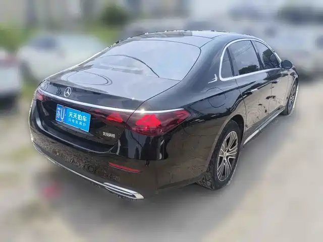 Mercedes-Benz E-Class 2024 Facelift E 260 L — фото 2