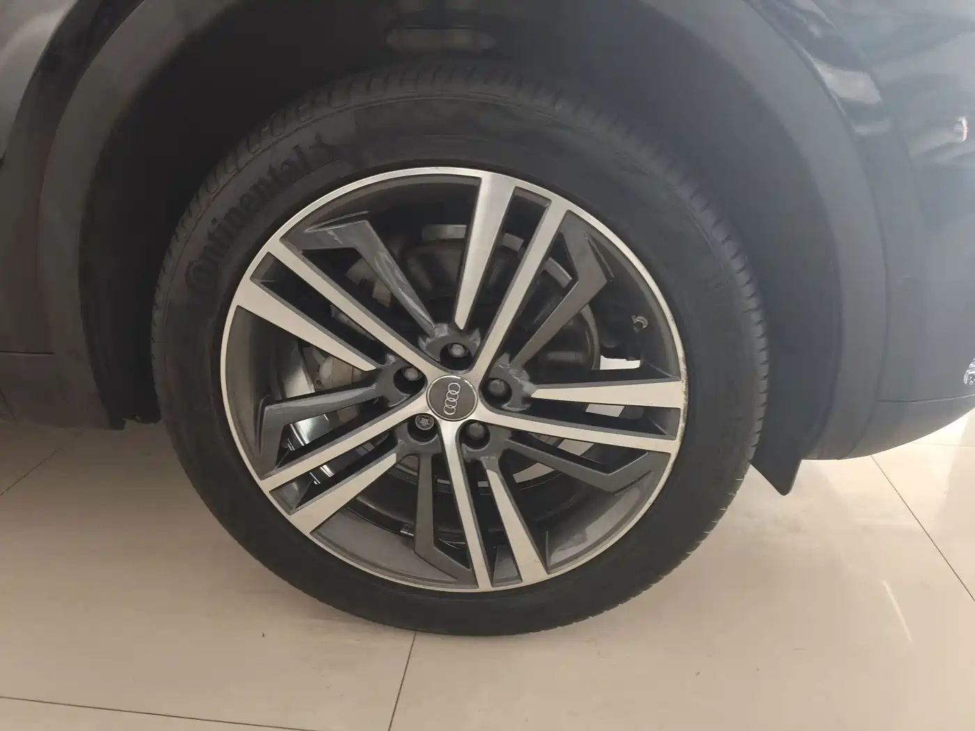 Photo 6 - Audi Q5L