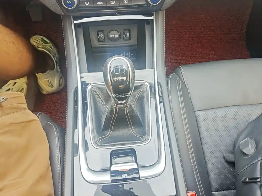 Photo 14 - Changan Eado