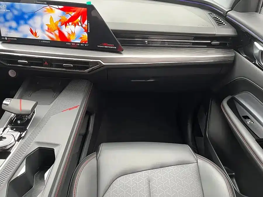 Changan Oshan Z6 2022 2022 Blue Whale 1.5T DCT Intelligent Enjoyment
