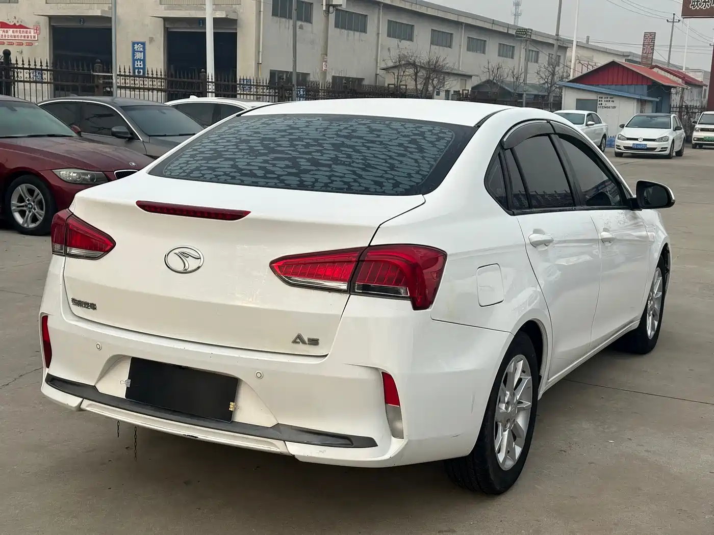 Soueast A5 Wing Dance 2019 2019 1.5L Manual Premium Edition China V