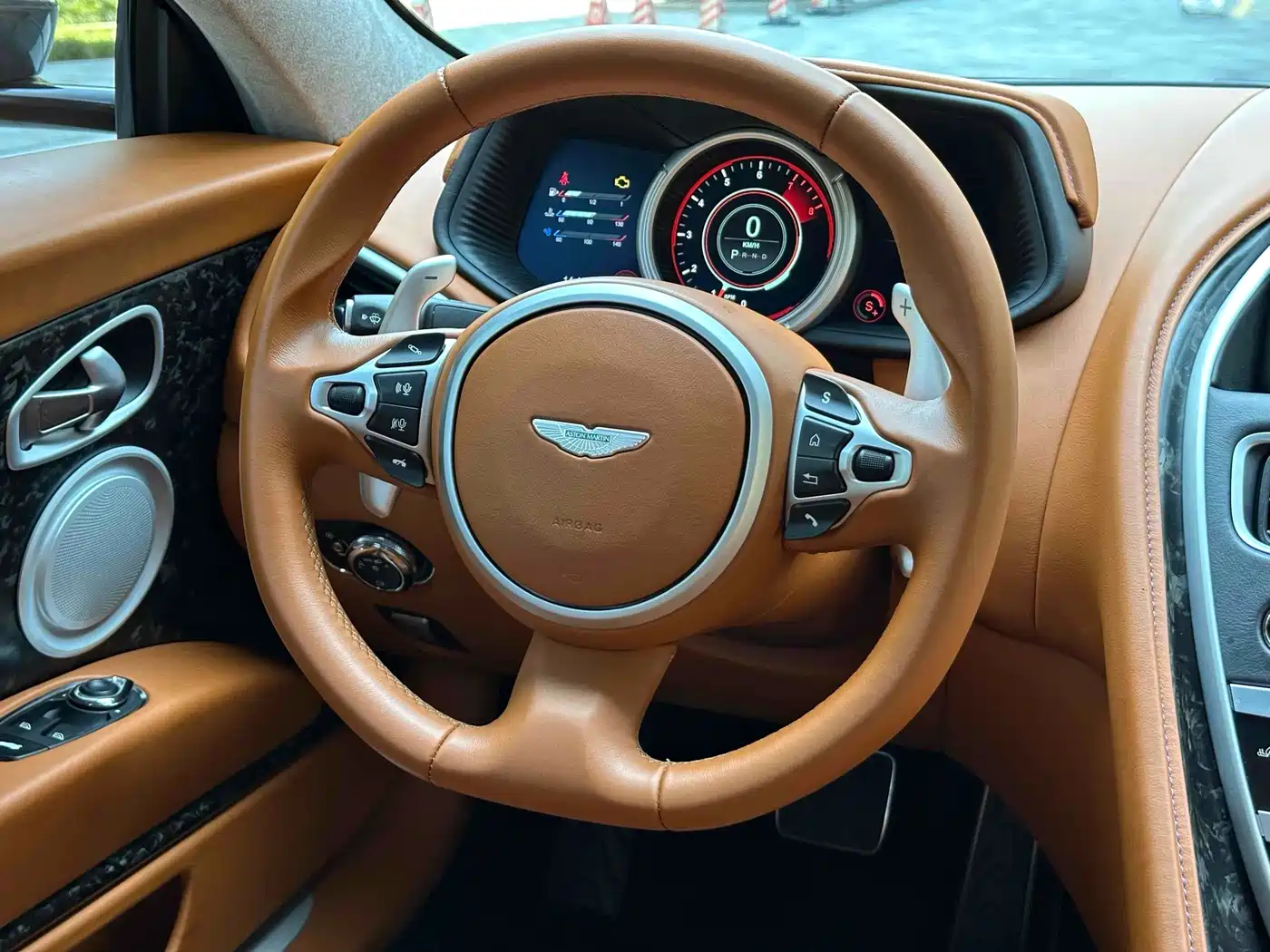 Aston Martin DB11 2018 2017 4.0T V8
