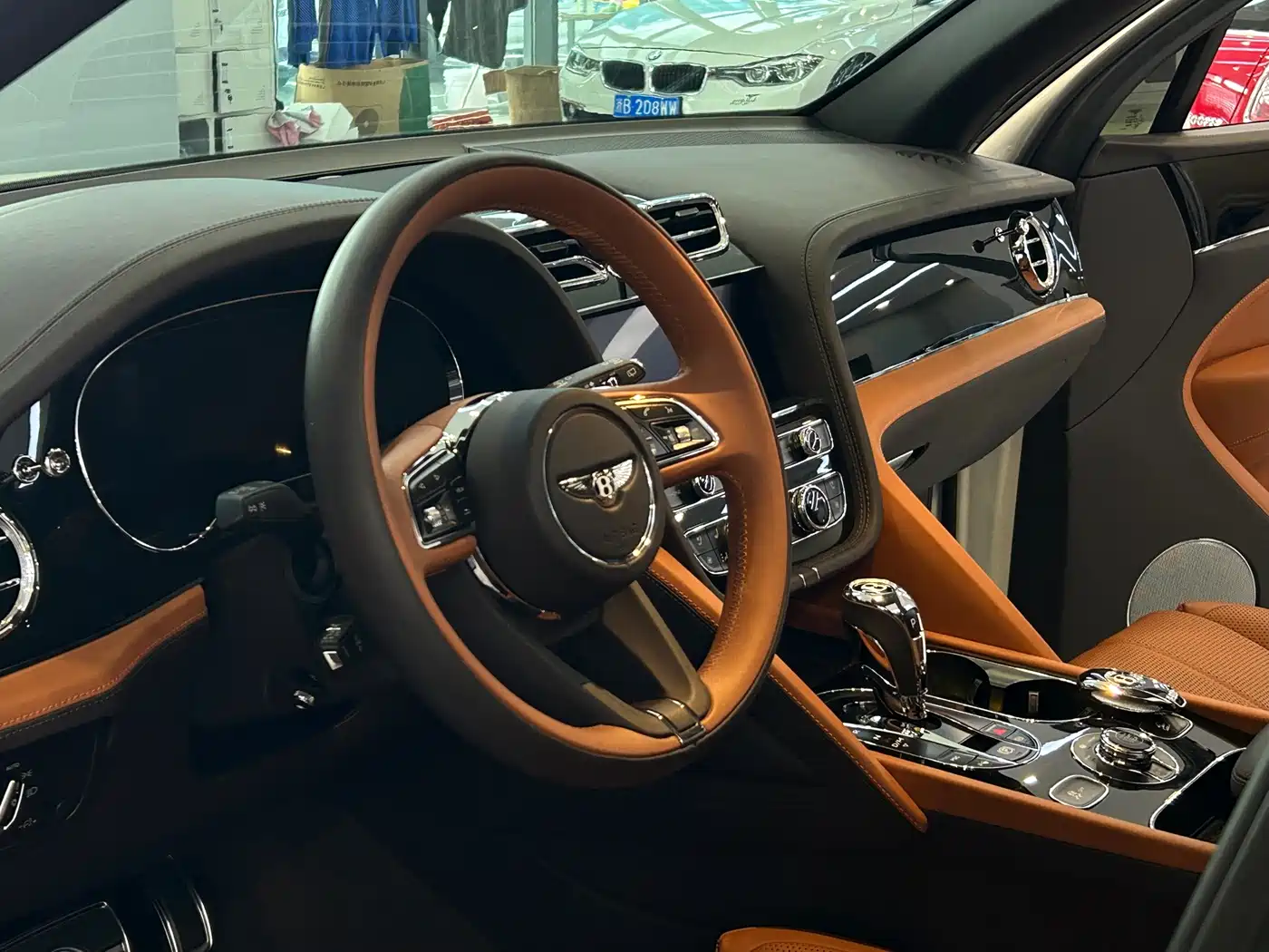 Bentley Bentayga 2024 2023 4.0T V8 Long Wheelbase Elegance Edition