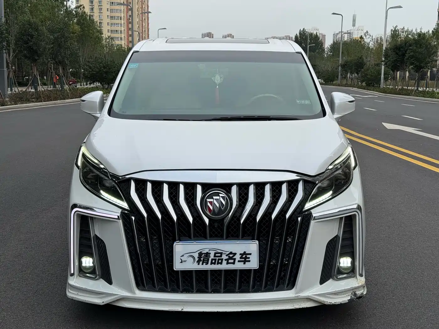 Buick GL8 2018 28T Comfort China VI фото 2