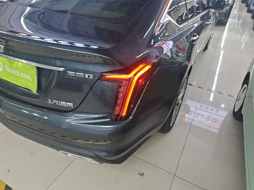 CADILLAC CT5