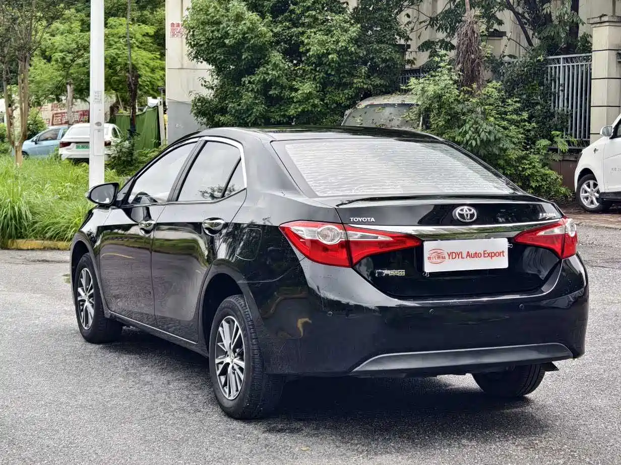 Toyota Levin 2016 1.6G CVT Elite Edition фото 4