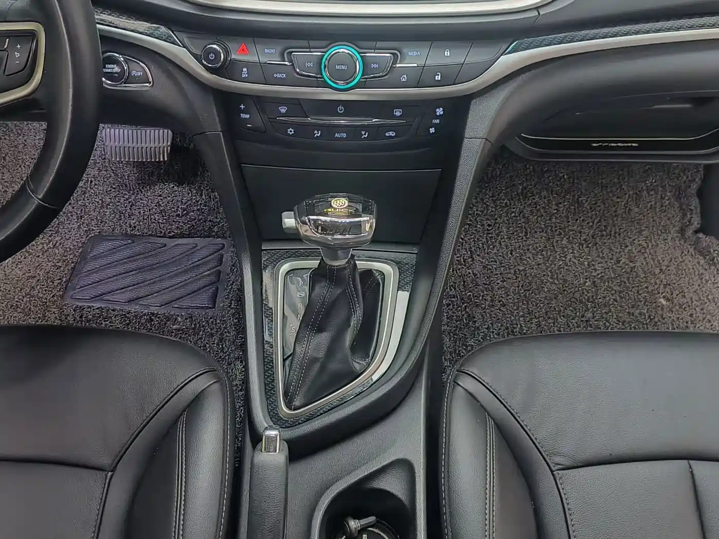 Photo 7 - Buick Excelle