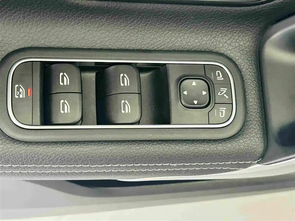 Фото 18 - Mercedes-Benz A-Class