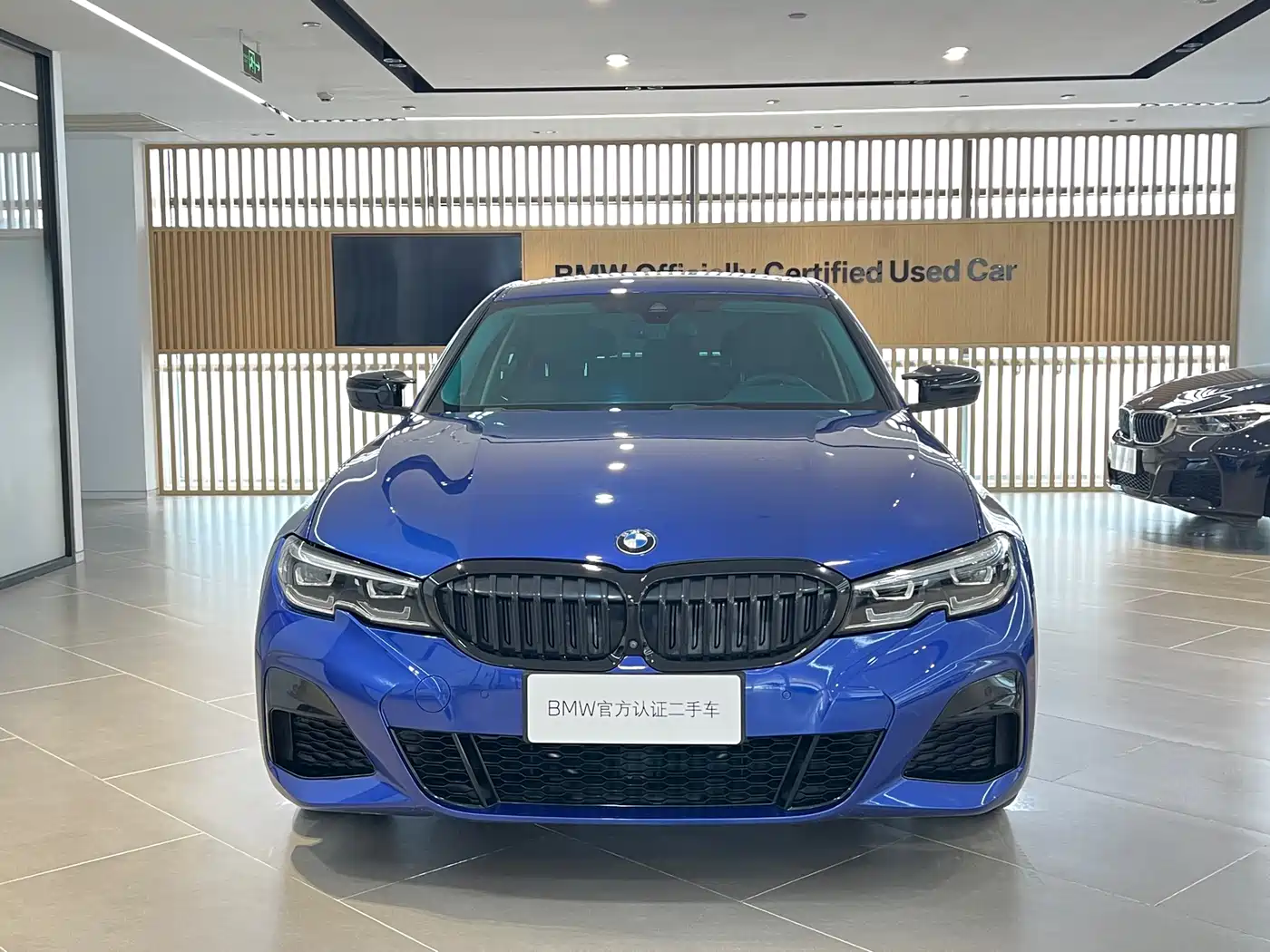 BMW 3 Series 2020 325i M Sport Black Night Package фото 2