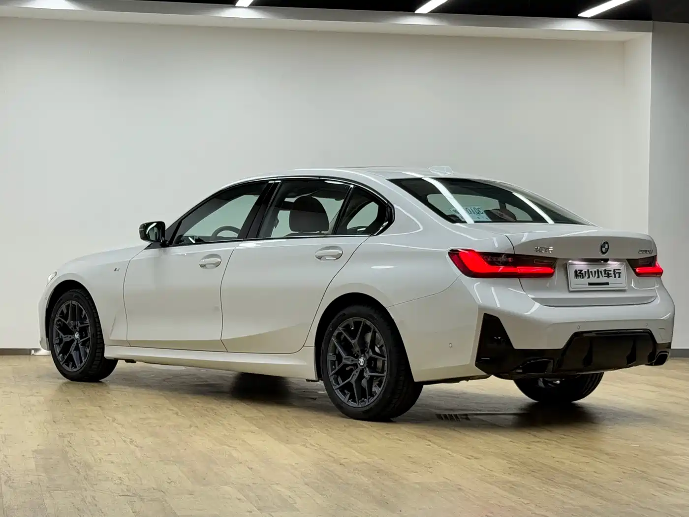 BMW 3 Series 2026 2025 330Li M Sport Night Edition