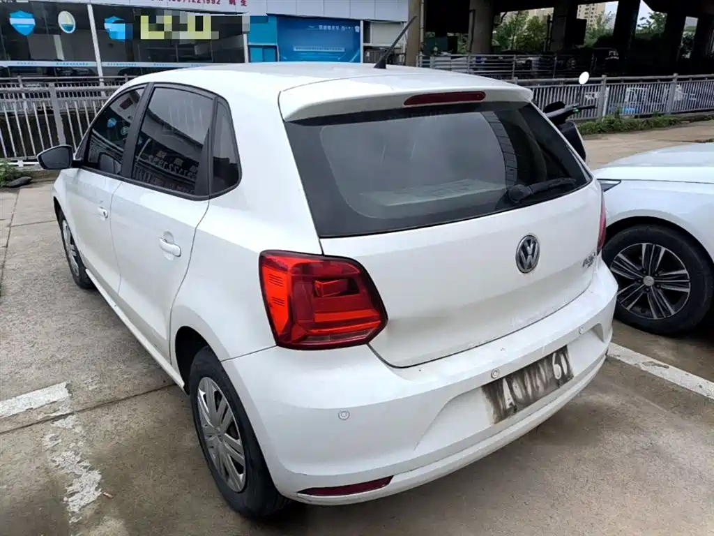 Volkswagen Polo 2018 1.5L Auto Safe Drive фото 5