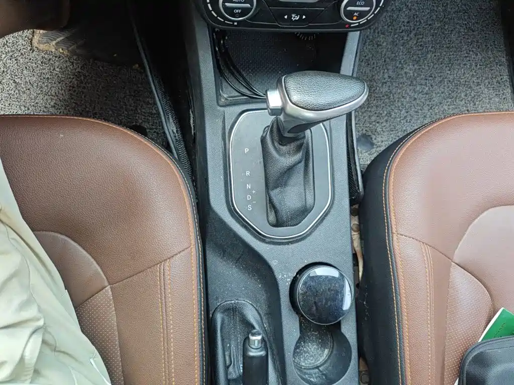 FAW Senya R7 2017 2016 1.6L Automatic Smart