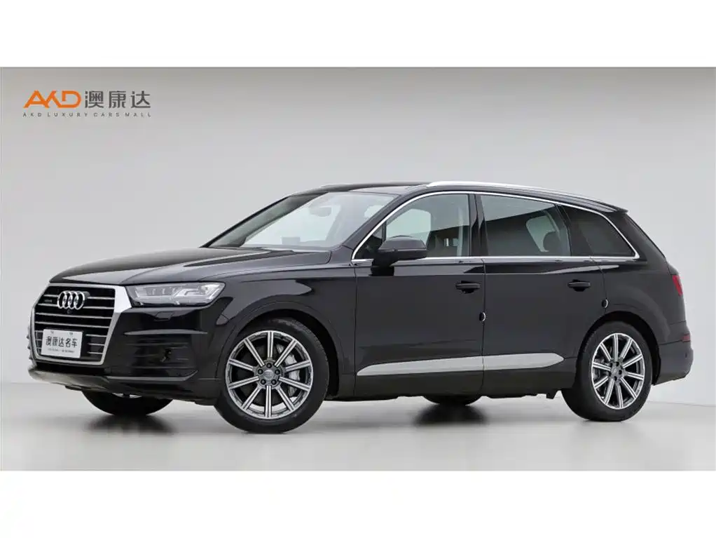 Фото 1 - Audi Q7