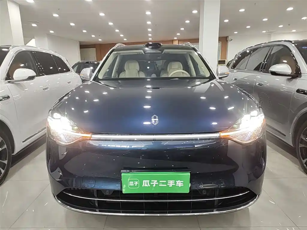 AITO Wenjie AITO M9 2025 Extended Range Ultra 52kWh 6-Seater фото 3