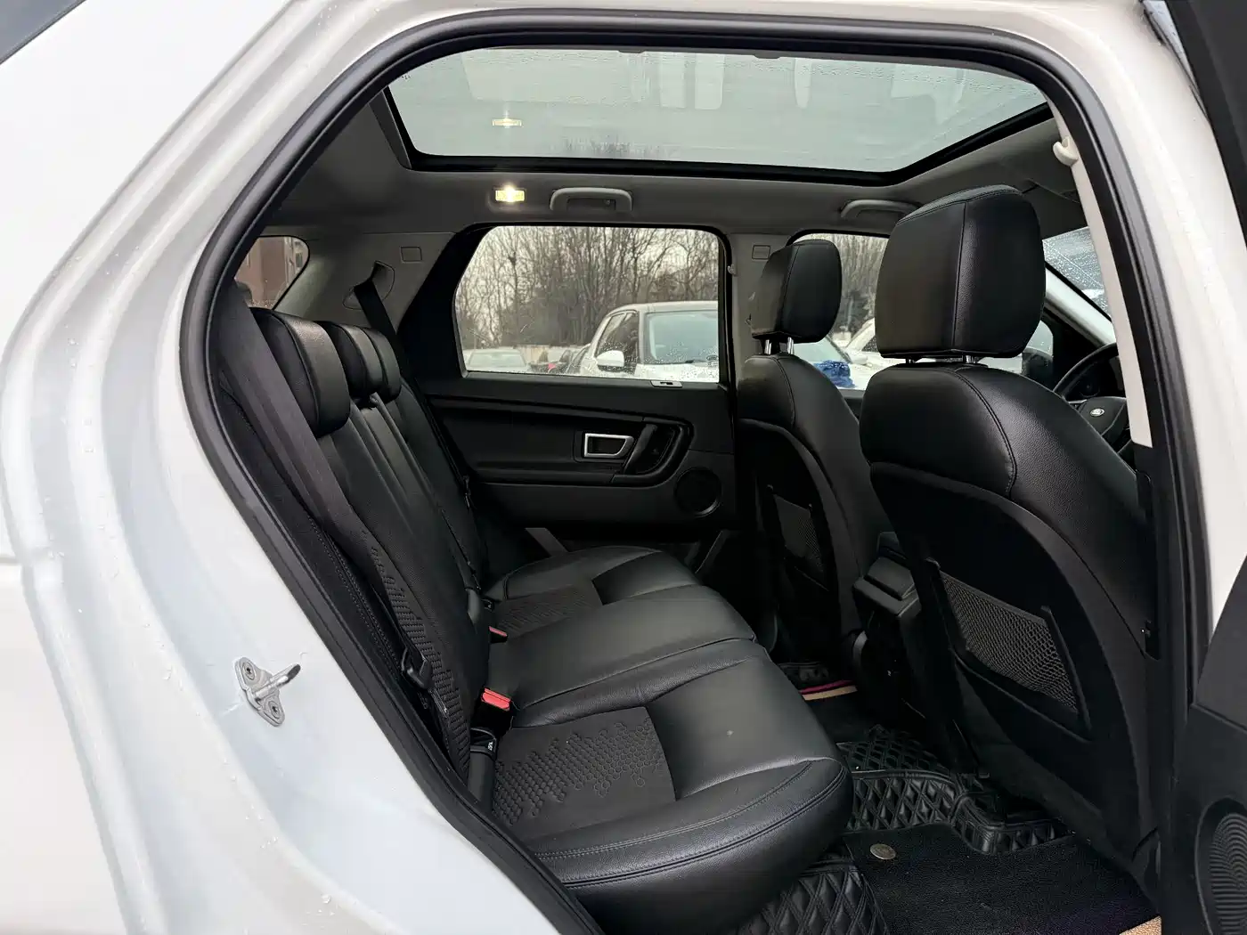 Land Rover Discovery Sport 2018 200PS PURE Edition фото 5