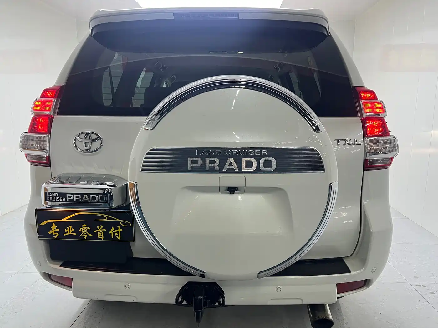 Photo 8 - Toyota Prado (Import)