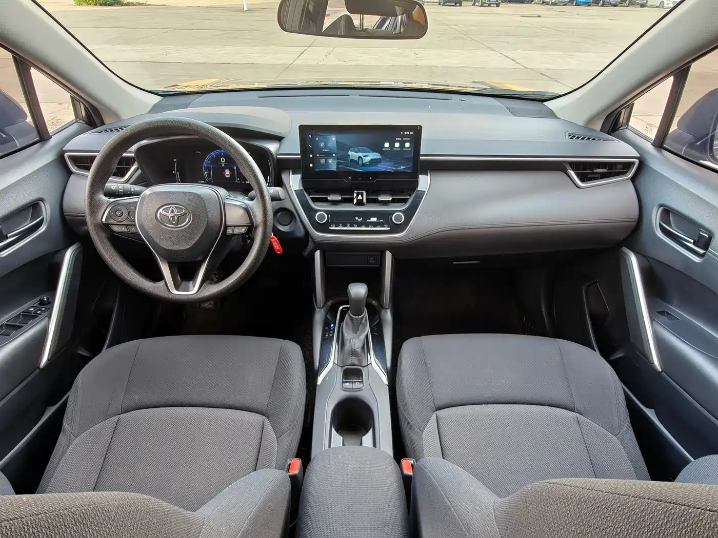 Toyota Frontlander 2022 2.0L CVT Elite фото 29