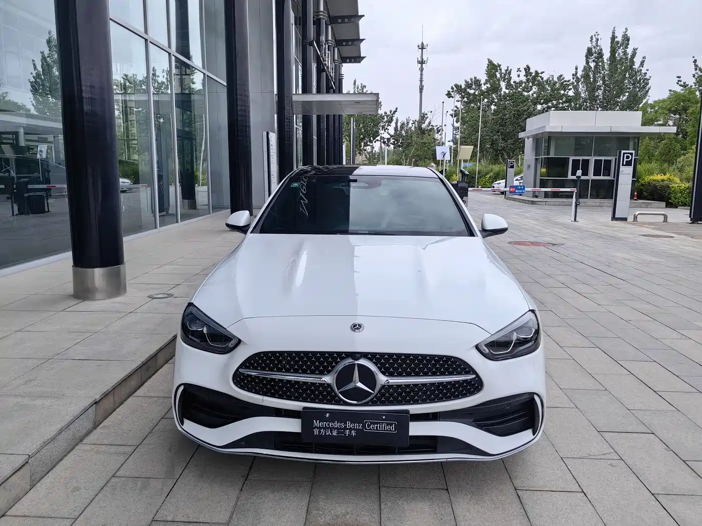 Mercedes-Benz C-Class 2023 Facelift C 260 L Sport Edition фото 2