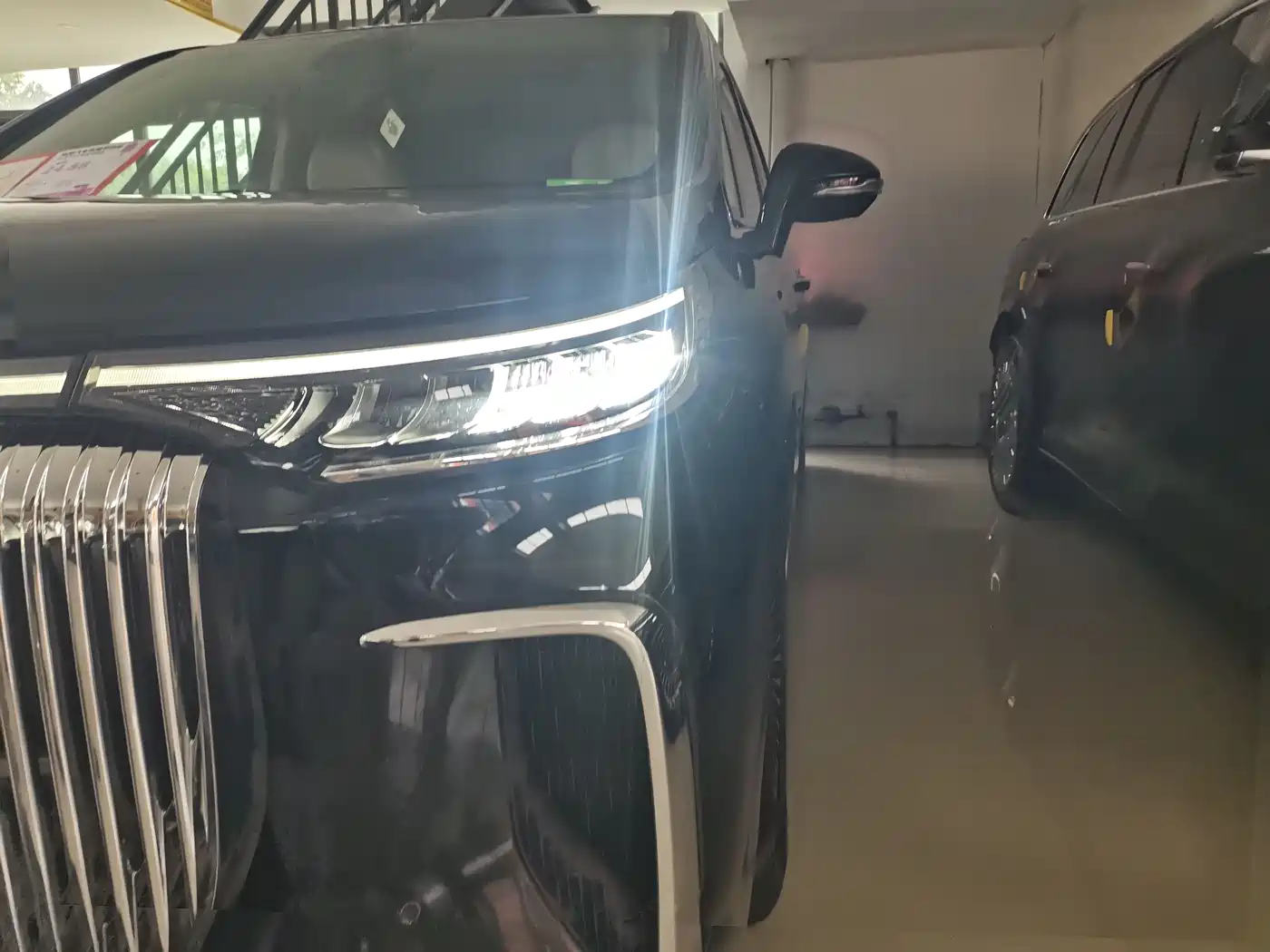 Voyah Auto Voyah Dreamer 2025 PHEV 4WD Kunpeng Premium Edition фото 9