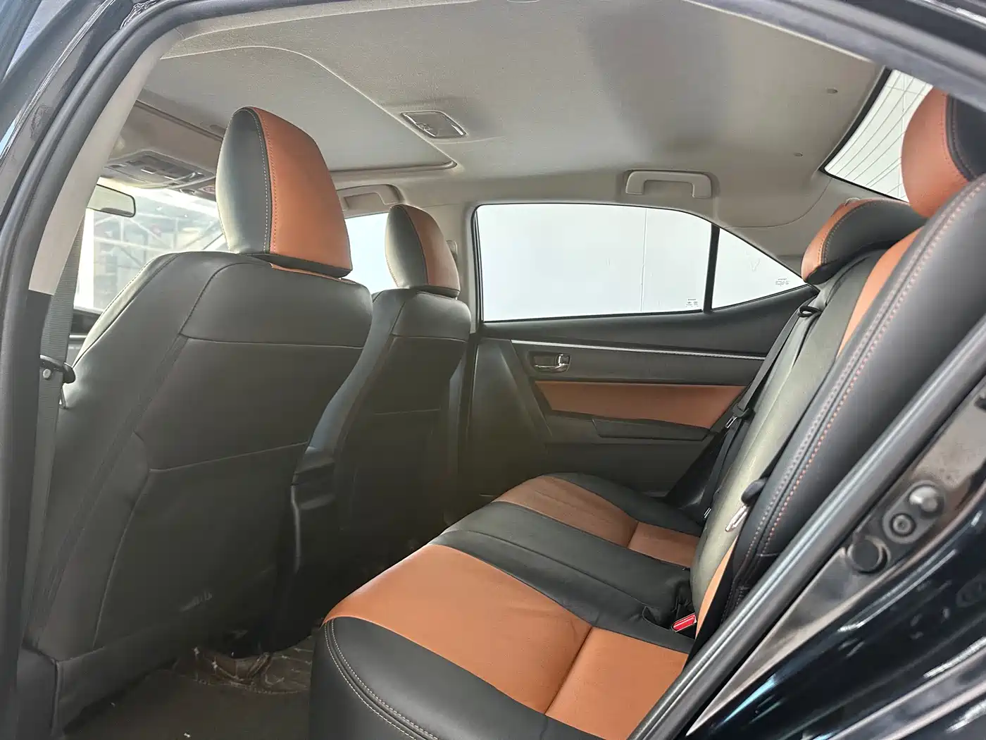 Toyota Levin 2017 Facelift 185T CVT Elite (China V) фото 5