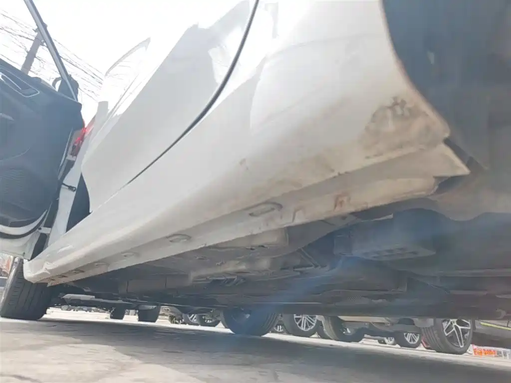 Roewe i5 2019 2019 1.5L Auto 4G Langhao Edition