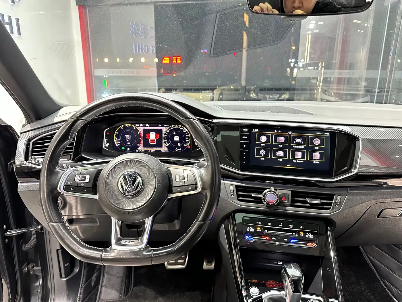 Volkswagen Tayron 2020 380TSI 4WD R-Line Smart Edition фото 14