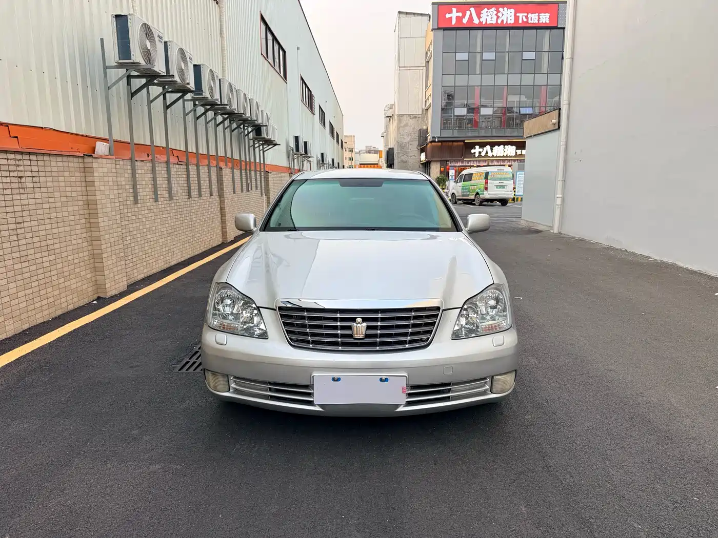 Toyota Crown 2006 2.5L Royal Leather Edition фото 2