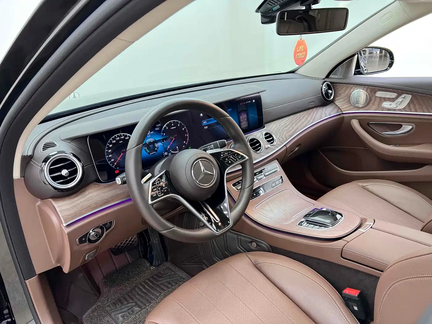 Mercedes-Benz E-Class 2023 Facelift E 300 L Luxury фото 15