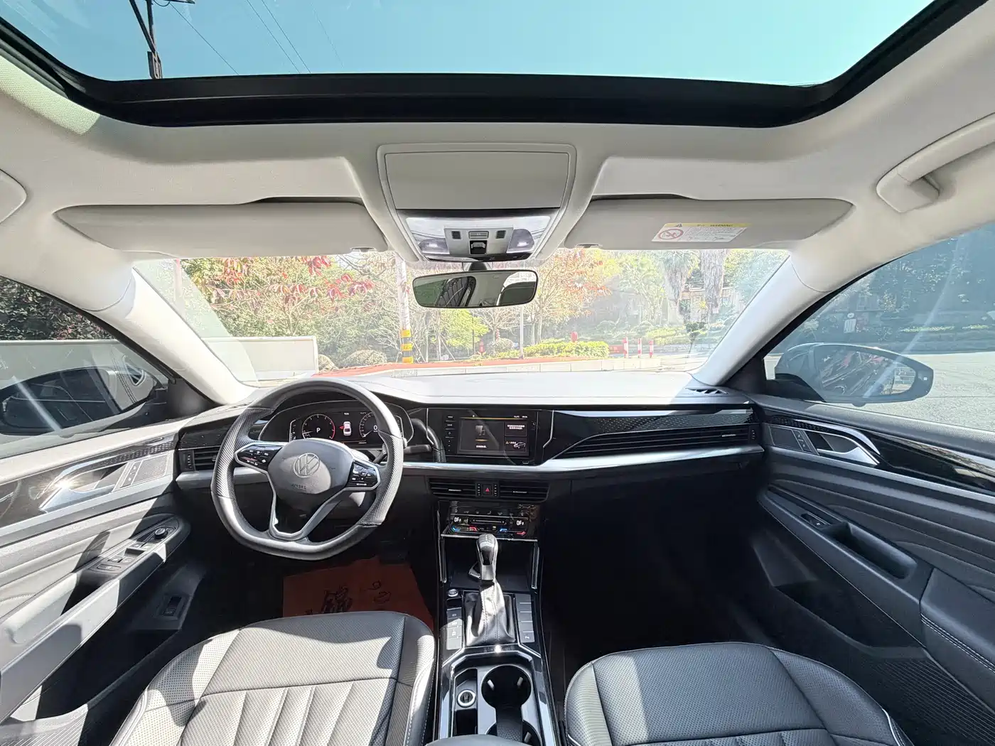 Volkswagen Passat 2023 Facelift 330TSI Elite Edition фото 6