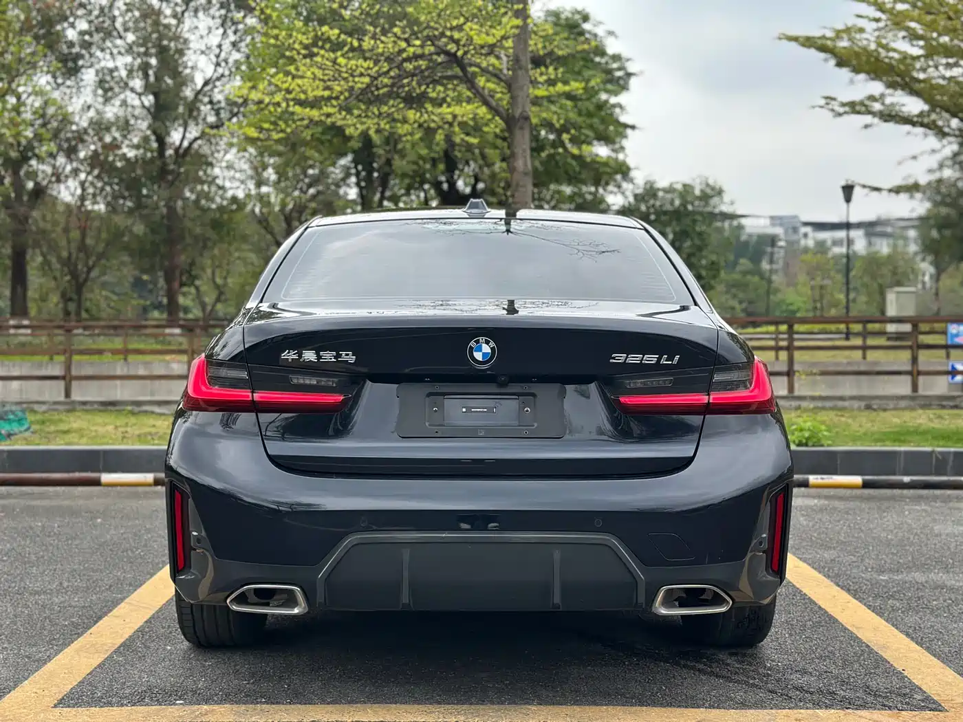 BMW 3 Series 2023 325Li M Sport Package фото 5