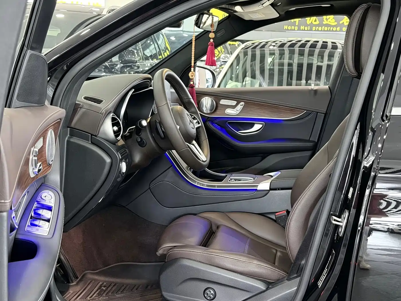 Mercedes-Benz GLC 2020 GLC 300 L 4MATIC Luxury фото 7