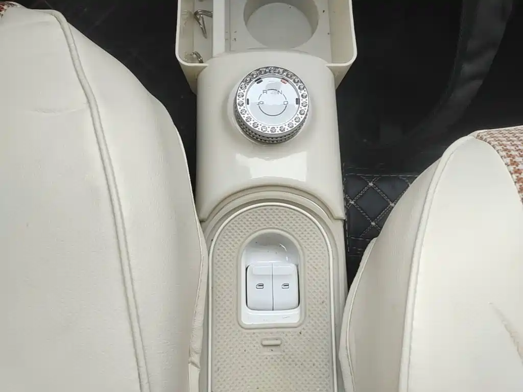 Wuling Motors Hongguang MINIEV 2026 2024 3rd Generation 215km Youth Edition