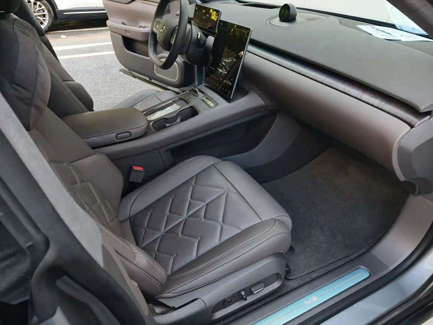 NIO ET7 2024 2024 75kWh Executive Signature Edition