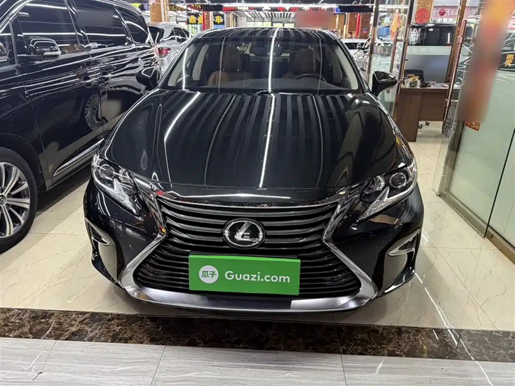 Lexus ES 2015 200 Elite Edition фото 3