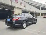 صورة 13 - Nissan Teana