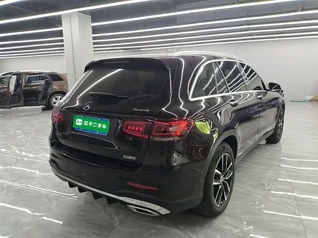 Mercedes-Benz GLC 2022 Facelift GLC 260 L 4MATIC Luxury Model фото 7