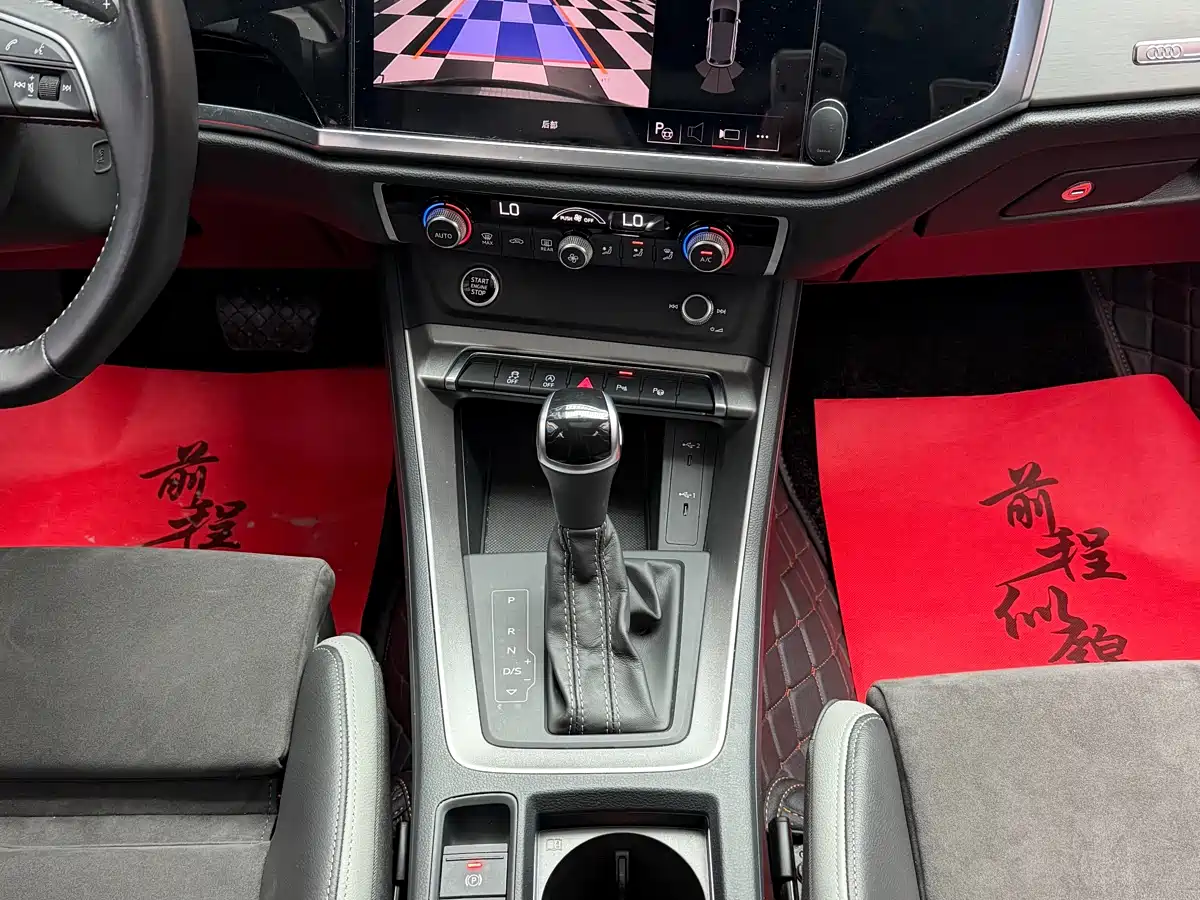 Audi Q3 2022 35 TFSI Fashion Dynamic фото 9