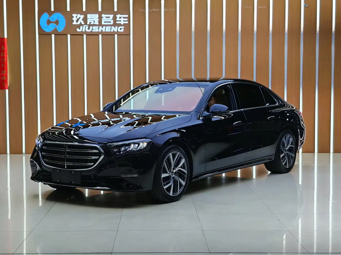 Mercedes-Benz E-Class 2024 E 300 L Fashion