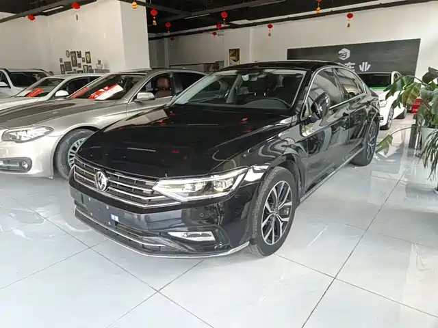 Volkswagen Magotan 330TSI DSG, Лидер