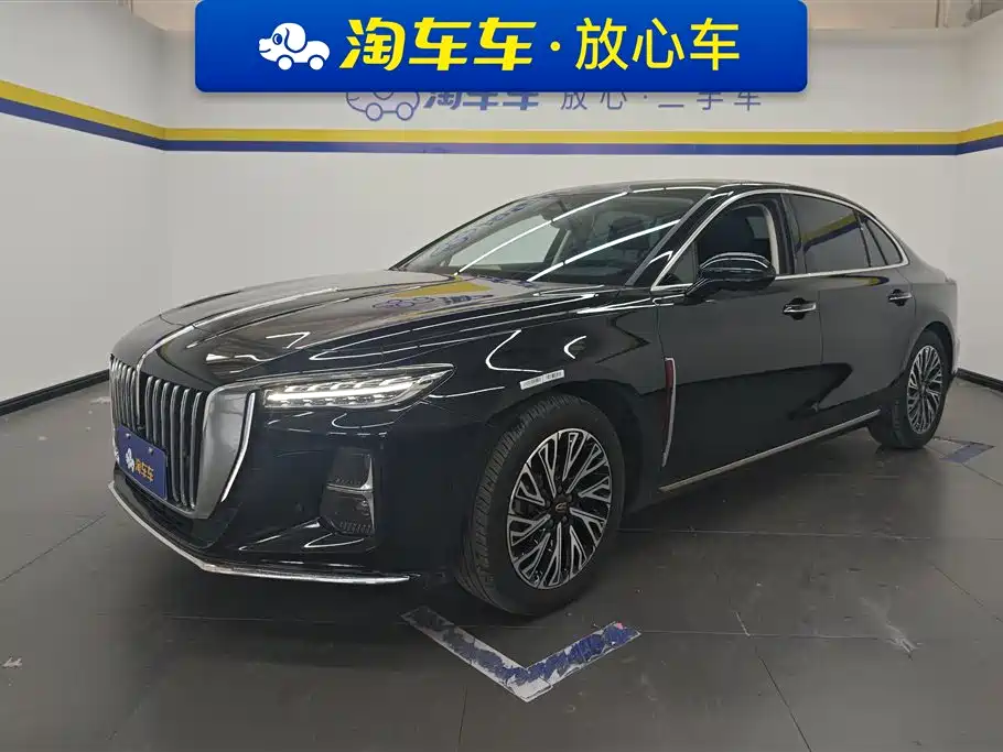 Hongqi H5 2024 2.0T Automatic Smart Connect Flag Smooth Edition