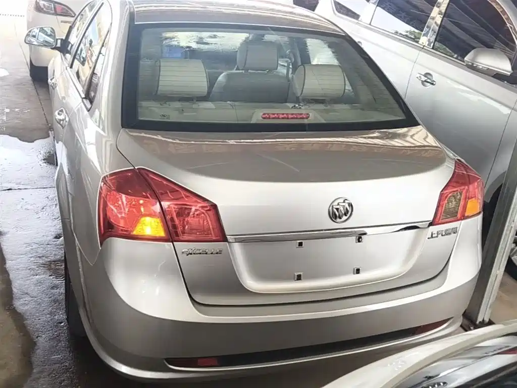 Buick Excelle 2015 1.5L Automatic Classic фото 6
