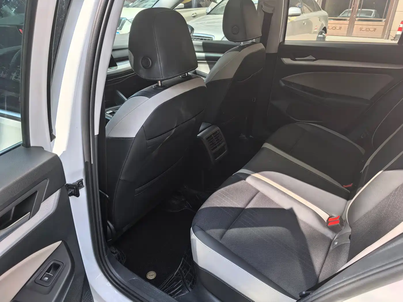 Volkswagen Golf 2021 280TSI DSG Pro фото 10