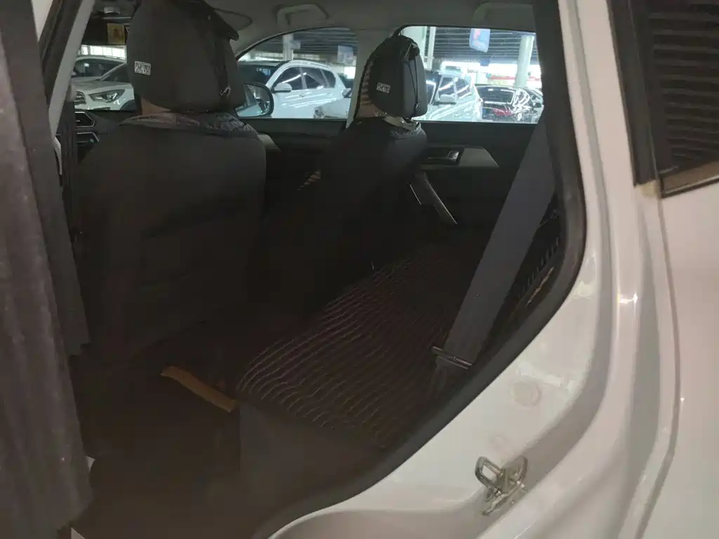 Фото 14 - Haval H2