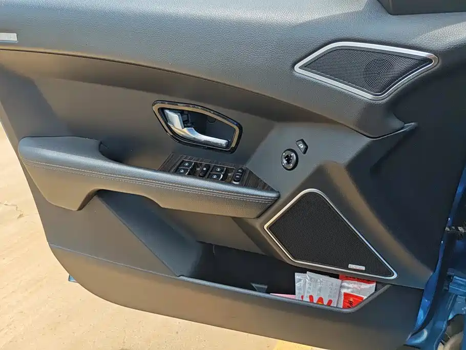 Landwind X7 2017 2015 2.0T Panoramic Flagship Edition