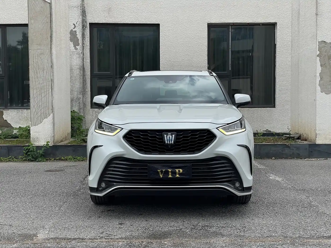 Toyota Crown Kluger 2022 2.5L HEV 4WD Premium Edition фото 2