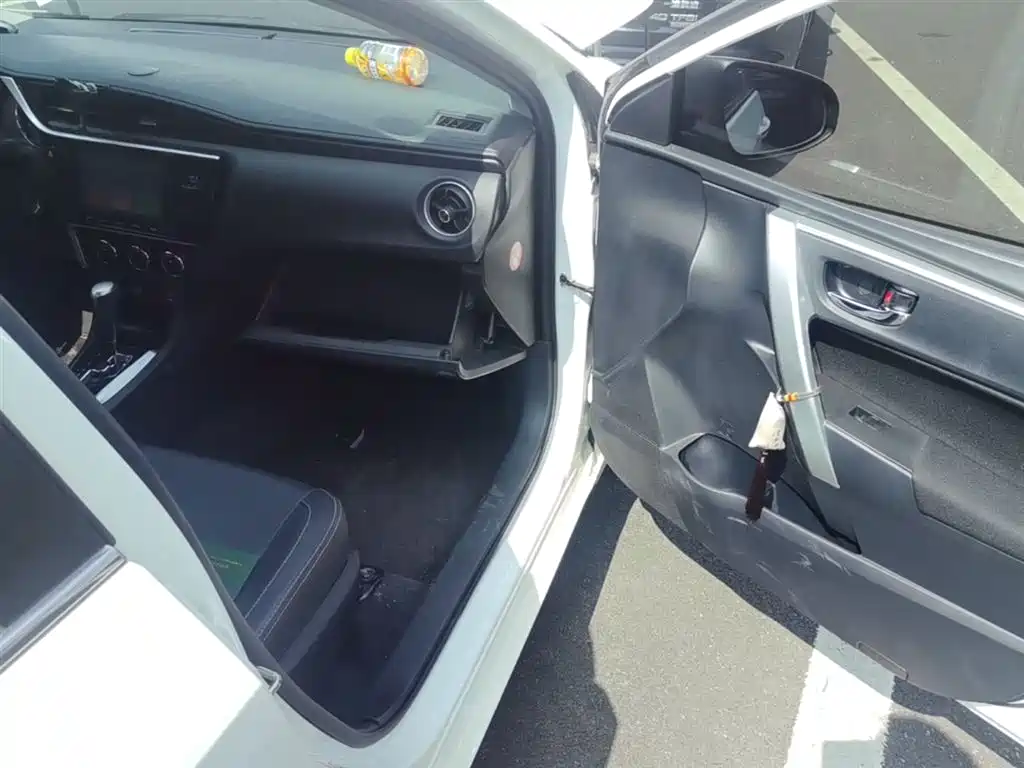 Toyota Corolla 2017 Facelift 1.2T S-CVT GL-i фото 11