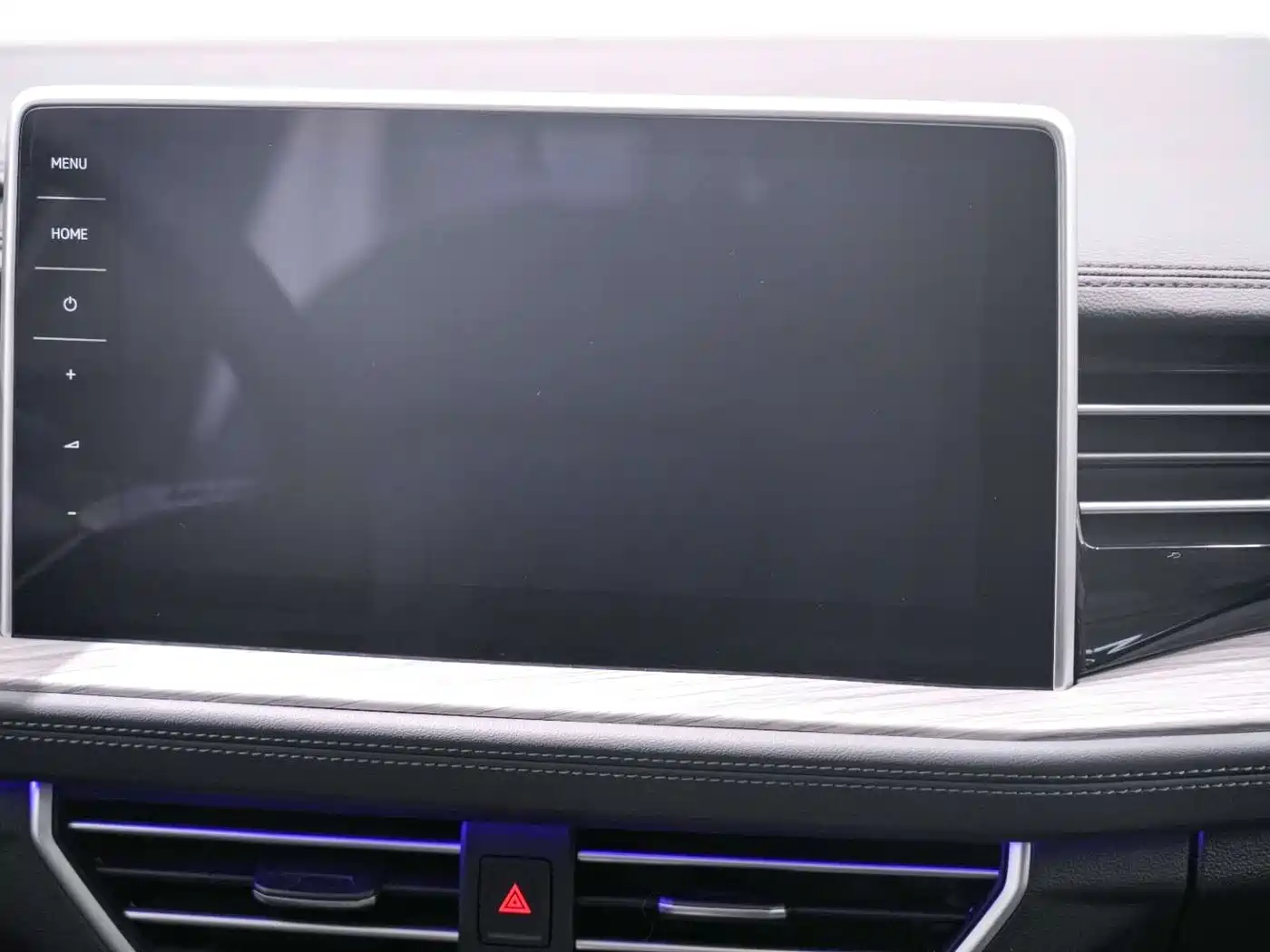 Volkswagen Sagitar 2025 Model Year 3rd Facelift 300TSI DSG Surpassing Edition фото 16
